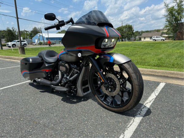 2021 Harley-Davidson Road Glide Special Custom Touring Motorcycle Black